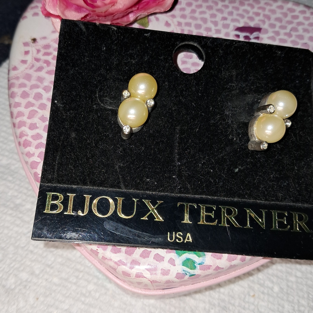 Bijoux Terner Faux Pearl Studs w/ Rhinestone Accents (Silvertone) - Picture 3 of 3
